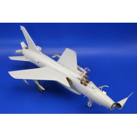 F-105G 1/48 HOBBY BOSS